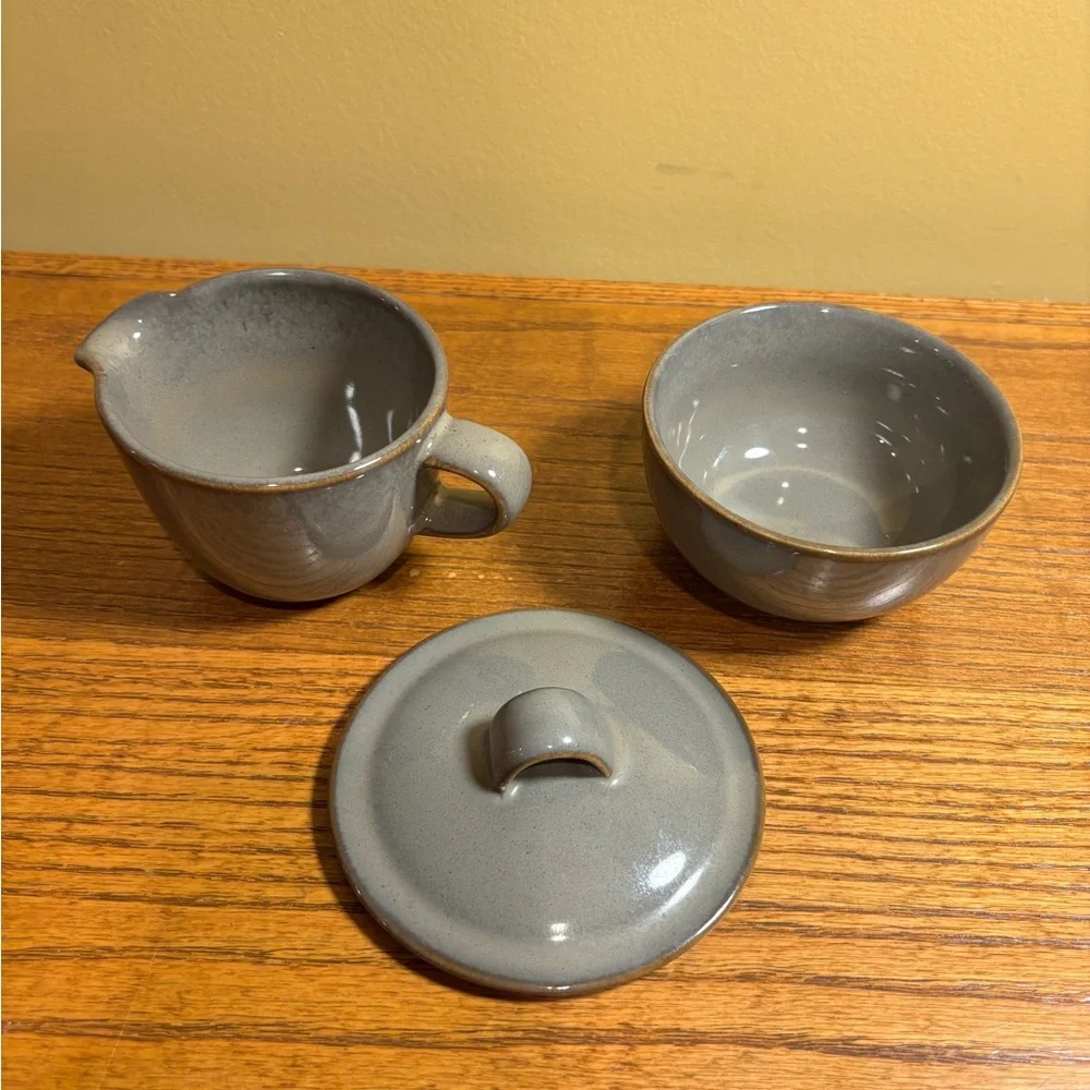 Crate and Barrel For Life Brand Sugar/Creamer Set